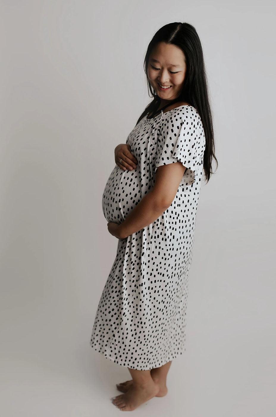 http://www.milkandbaby.com/cdn/shop/files/modern-polka-dot-labor-and-delivery-gown-milk-and-baby-1.jpg?v=1692628965