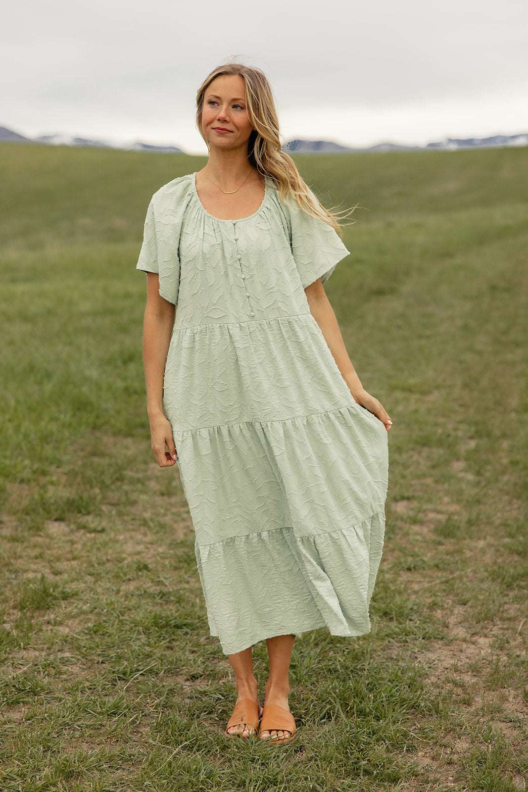 Carried Away Textured Maxi | Nursing Friendly Milk & Baby