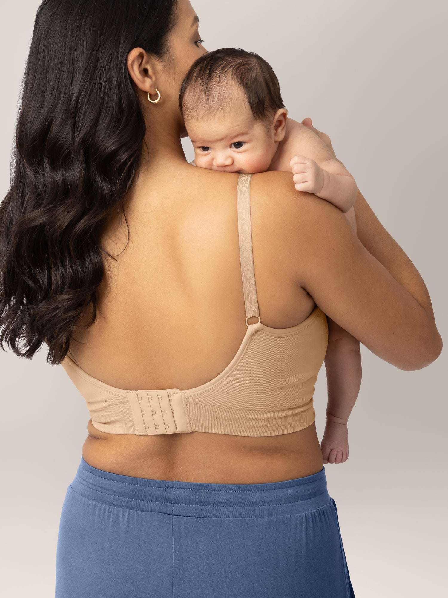 Sublime® Hands-Free Pumping & Nursing Bra | Beige Milk & Baby