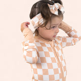 SANDY CHECKERS DREAM BOW