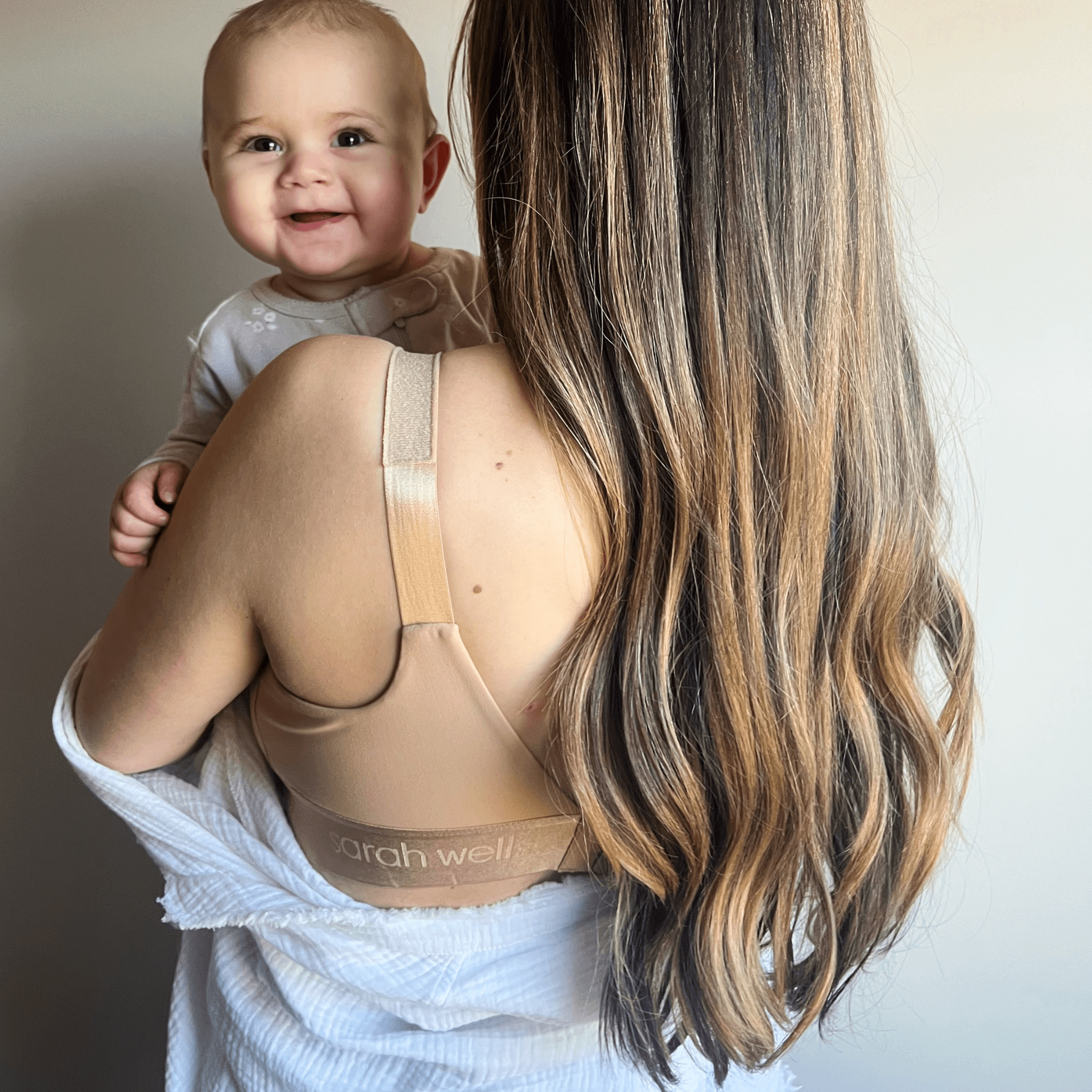 Hands Free Pumping Journey Bra | Neutrals | Milk & Baby