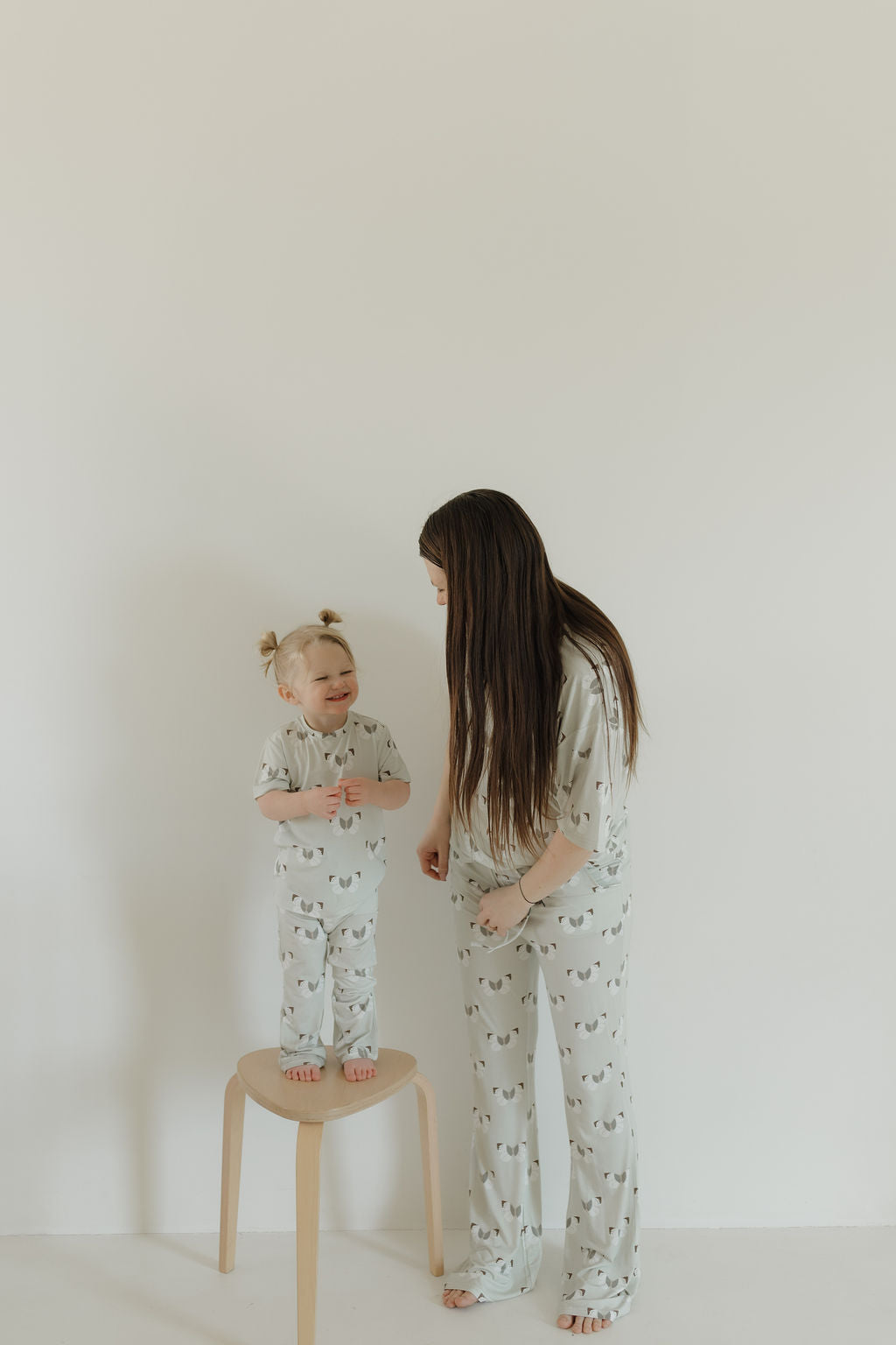 Butterflies | Short Sleeve Women's Bamboo Pajamas | Milk & Baby