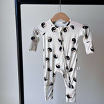 Black & White Yin Yang | Bamboo Zip Pajamas Milk & Baby