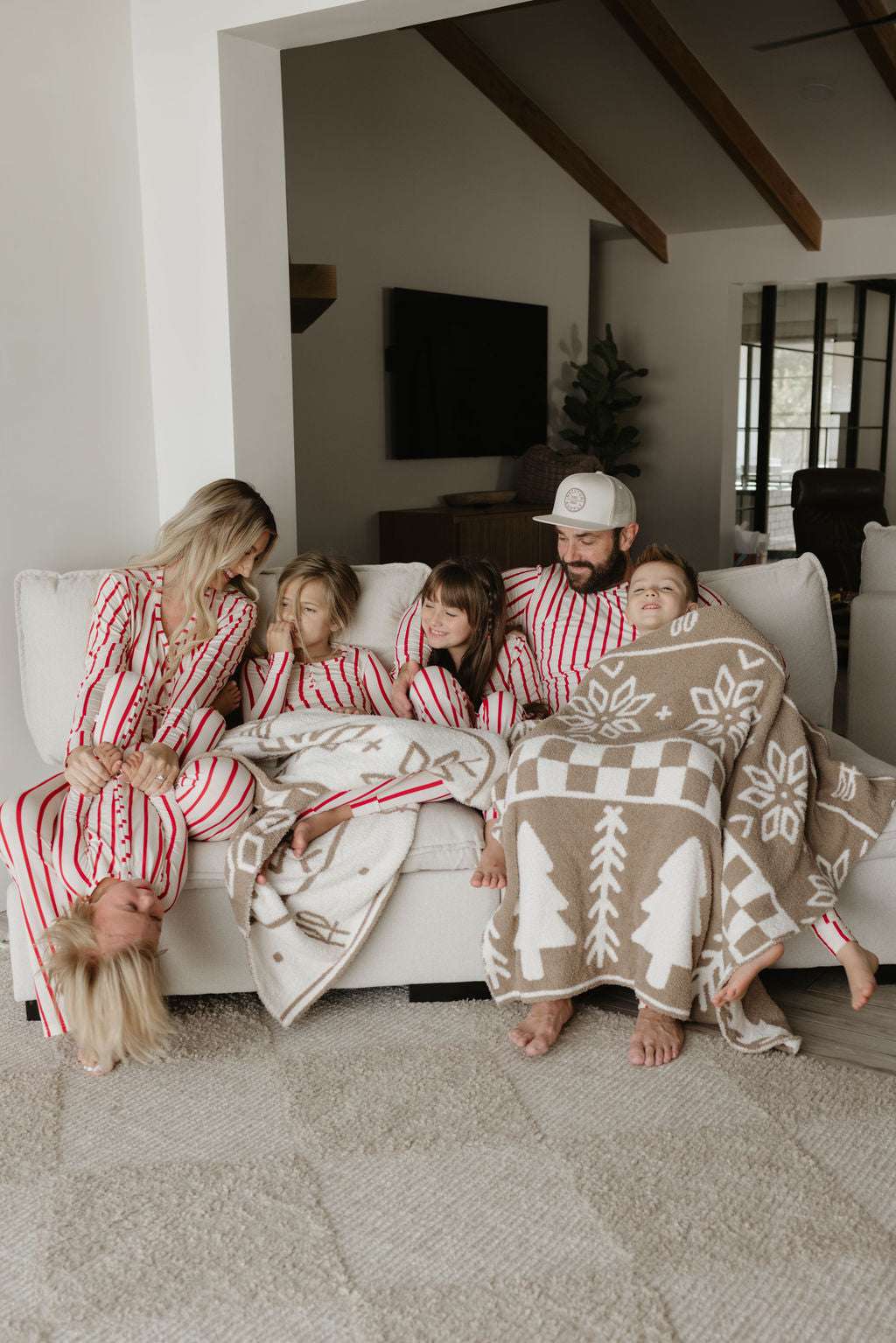 the Claus | Women's Bamboo Pajamas Milk & Baby