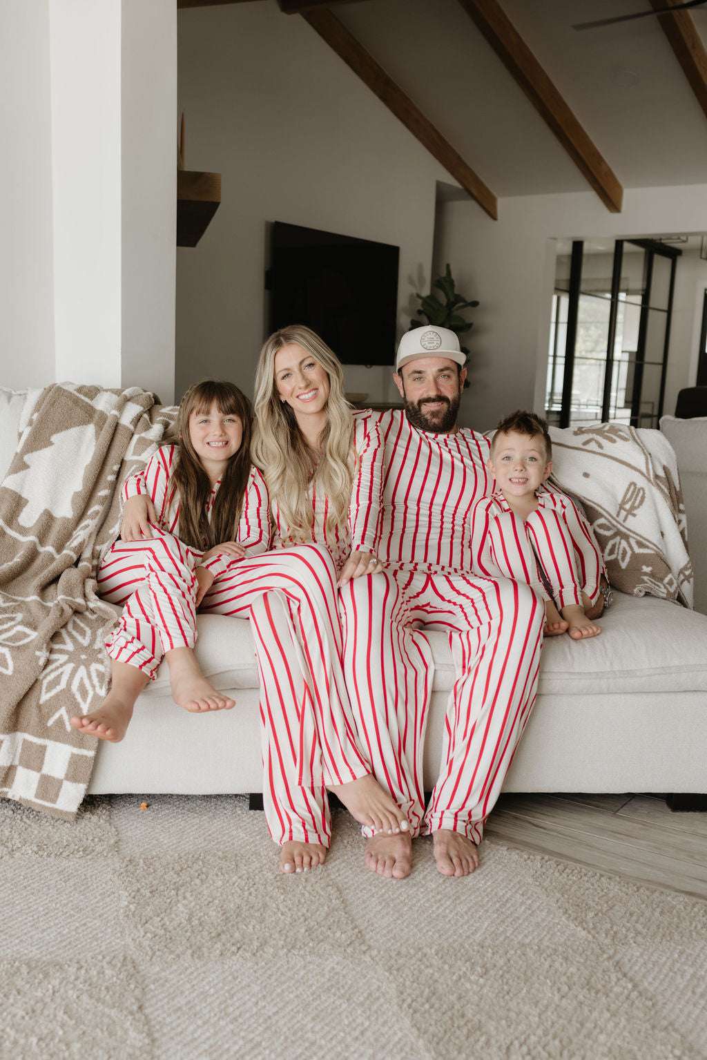 the Claus | Women's Bamboo Pajamas Milk & Baby