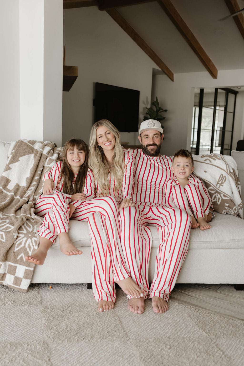 the Claus | Women's Bamboo Pajamas Milk & Baby