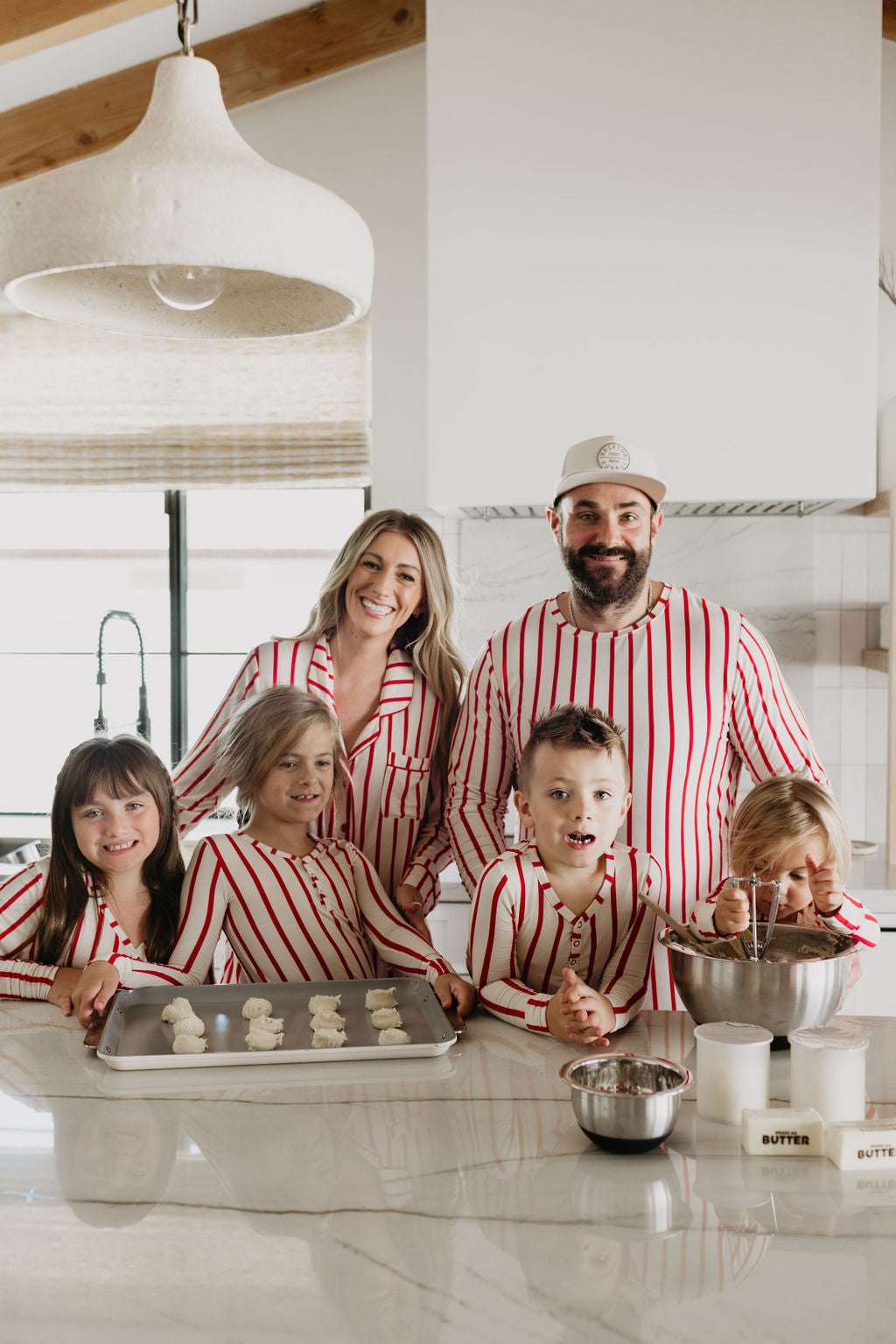 the Claus | Men's Bamboo Pajamas Milk & Baby