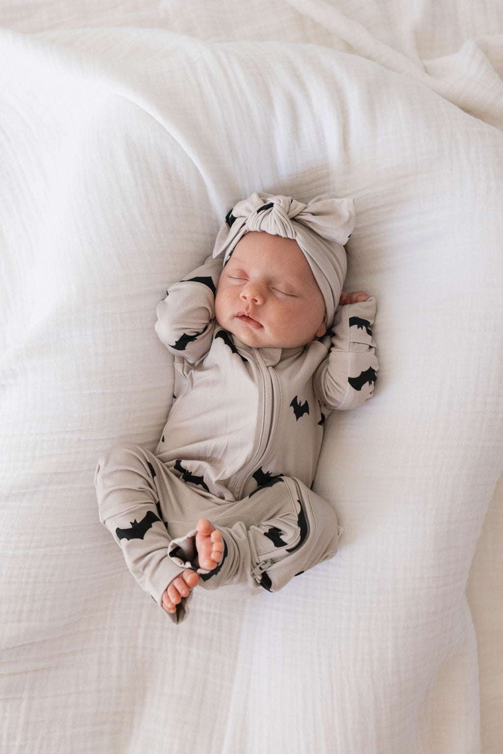 It's Bats! | Bamboo Zip Pajamas Milk & Baby