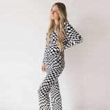 Black & White Wavy Checkerboard | Milk & Baby