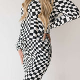 Black & White Wavy Checkerboard | Milk & Baby