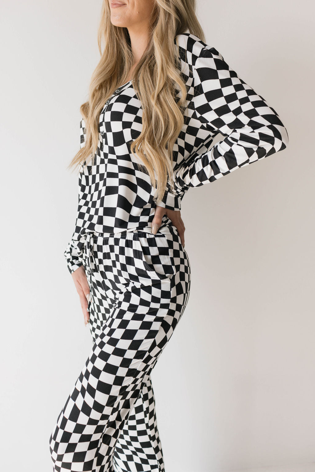 Black & White Wavy Checkerboard | Women's Bamboo Pajamas | Milk & Baby