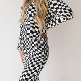 Black & White Wavy Checkerboard | Milk & Baby