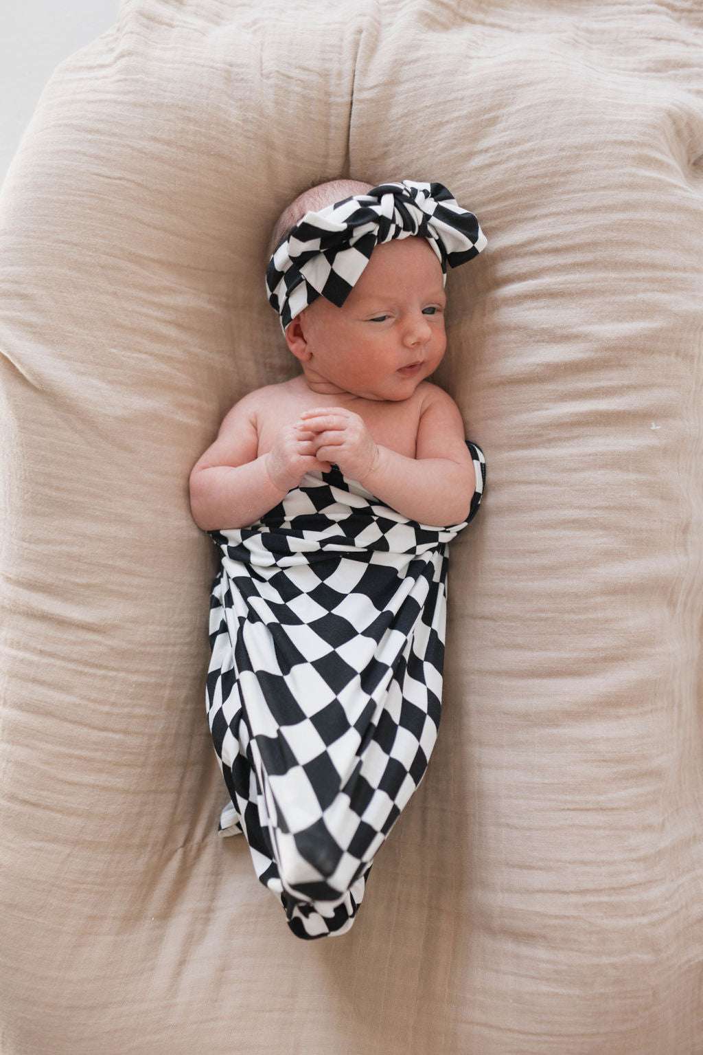 Black & White Wavy Checkerboard | Bamboo Head Wrap Milk & Baby