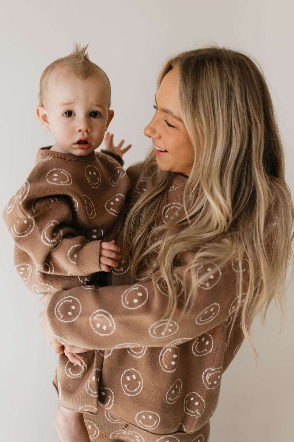 Just Smile Tan | Knit Baby Pant Set Milk & Baby