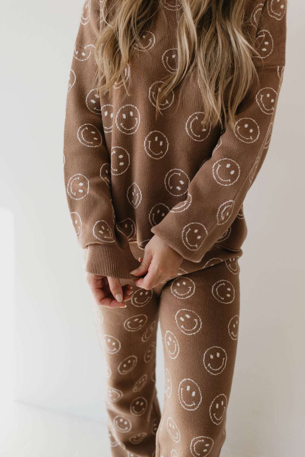 Just Smile Tan | Women's Knit Pant Set Milk & Baby