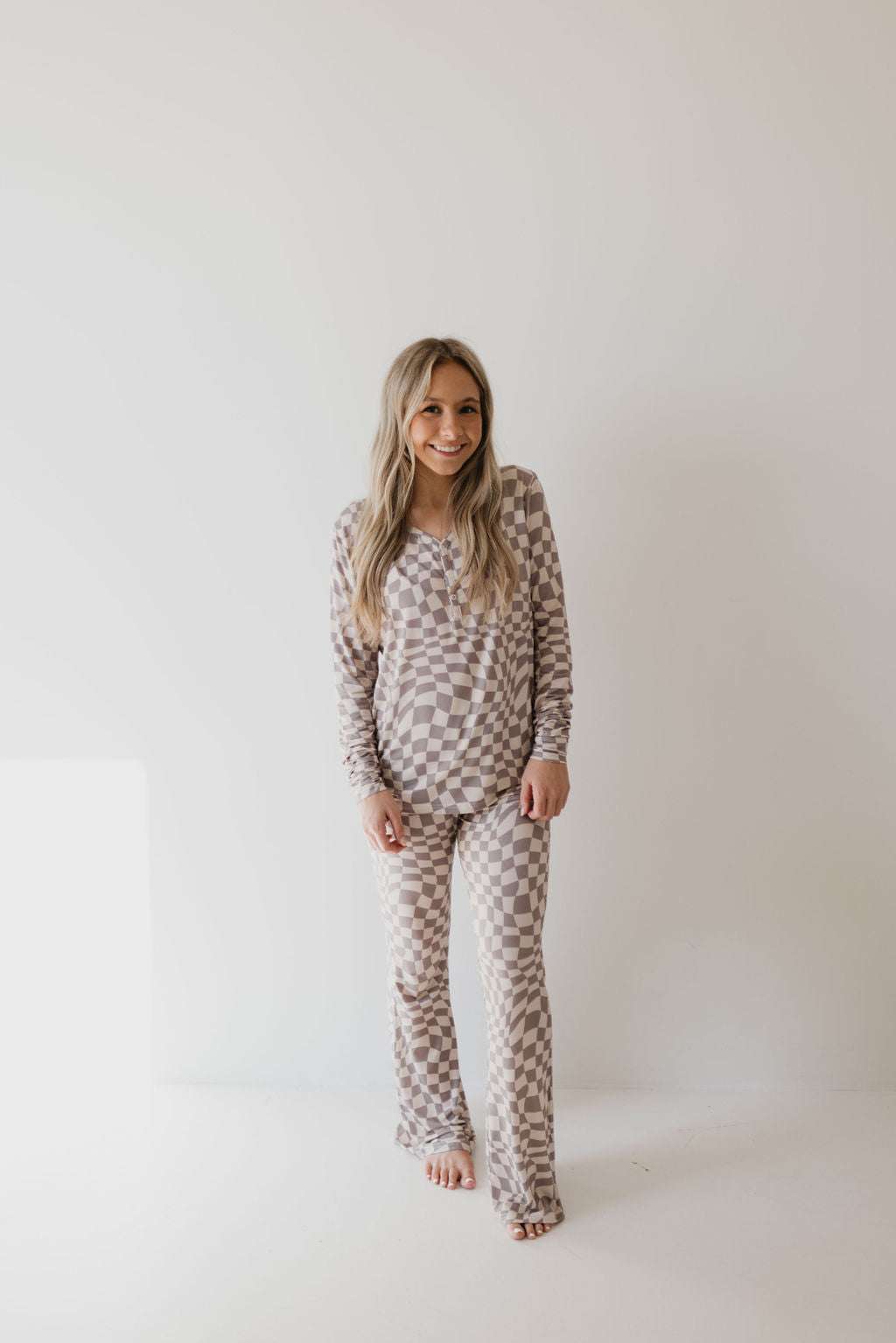 Smokey Wave | Women's Bamboo Pajamas Milk & Baby