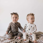 White & Black Lightning Bolt | Bamboo Zip Pajamas Milk & Baby