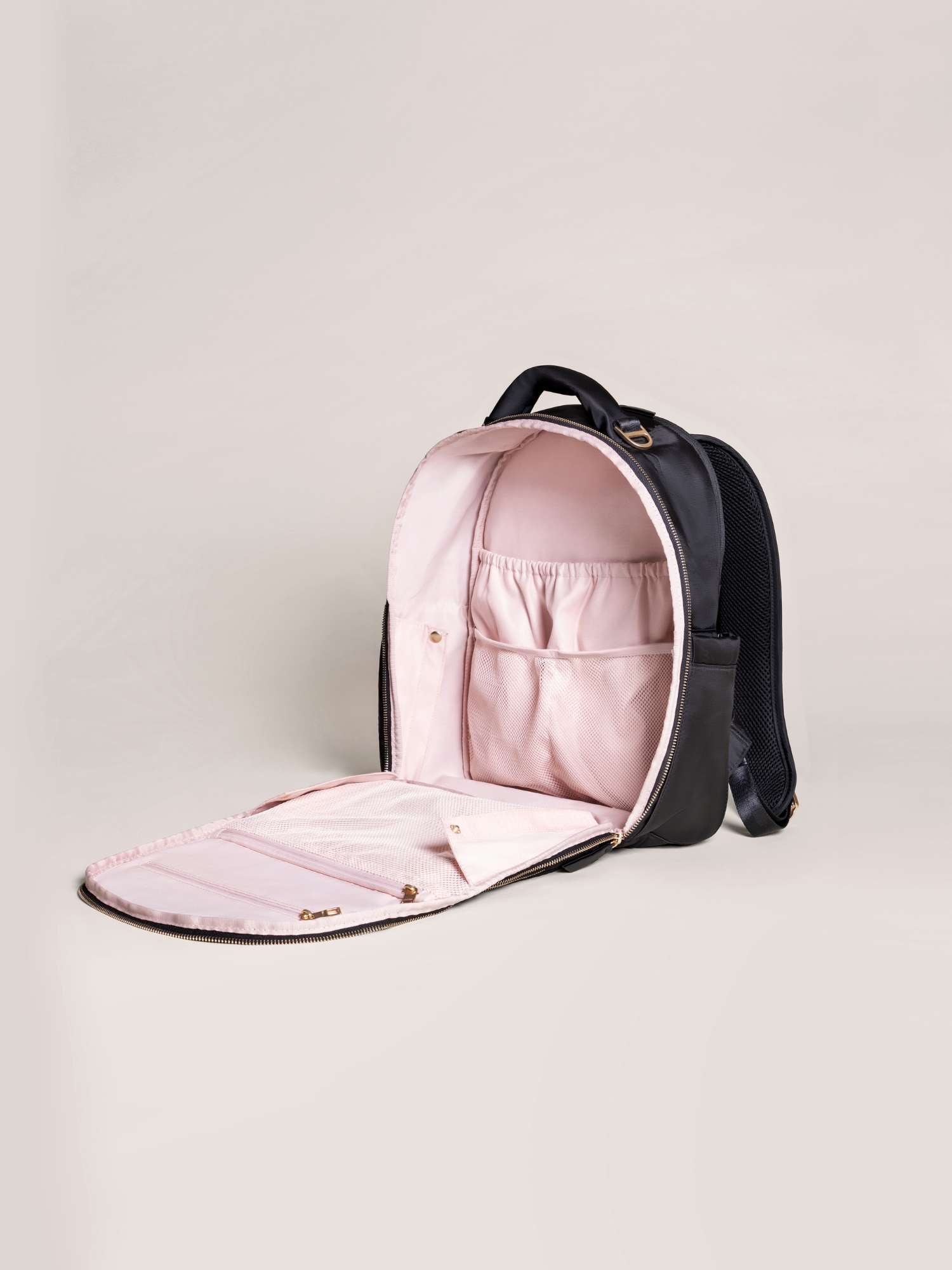 Classic Diaper Backpack | Black Milk & Baby