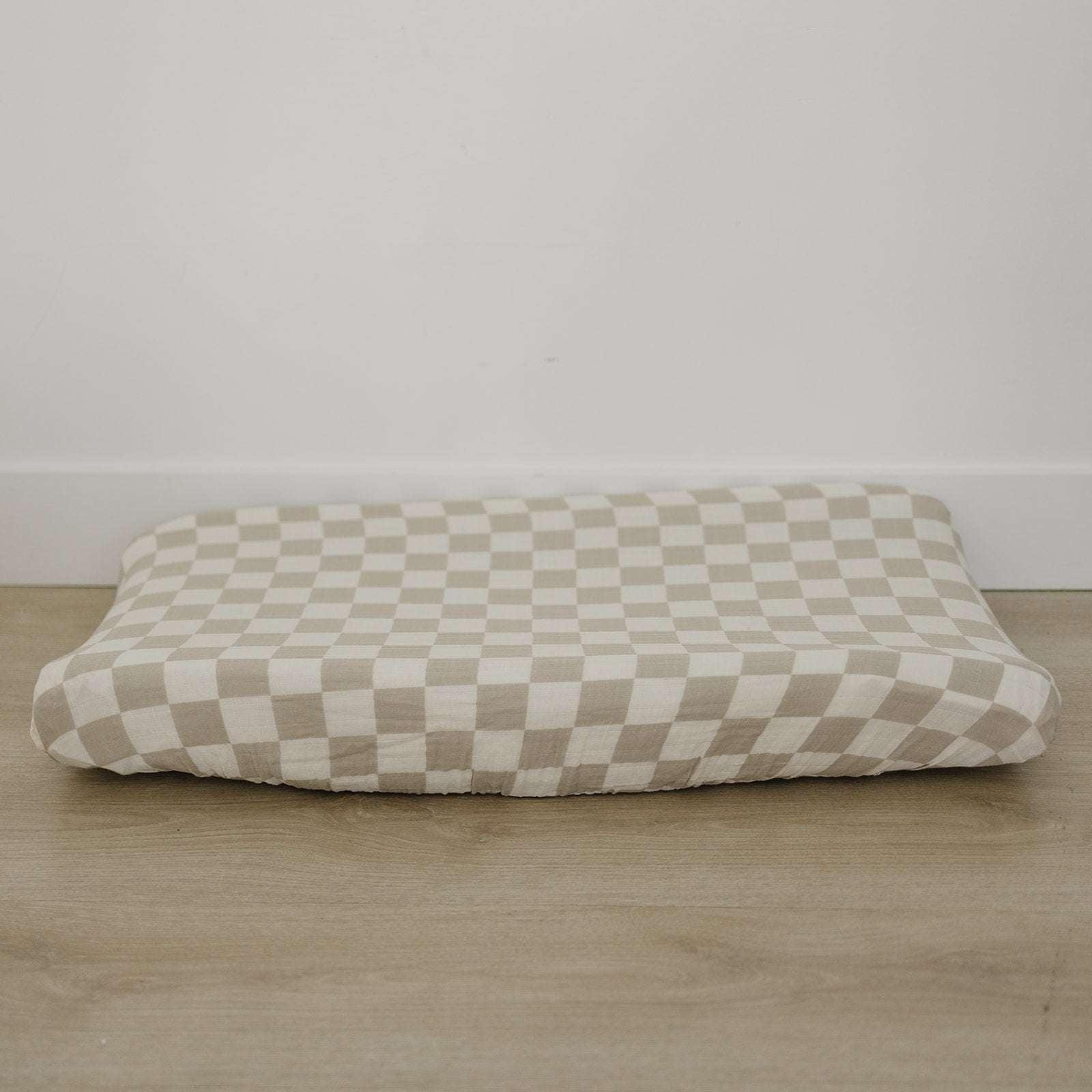 Taupe Checkered Muslin Changing Pad Cover Milk & Baby