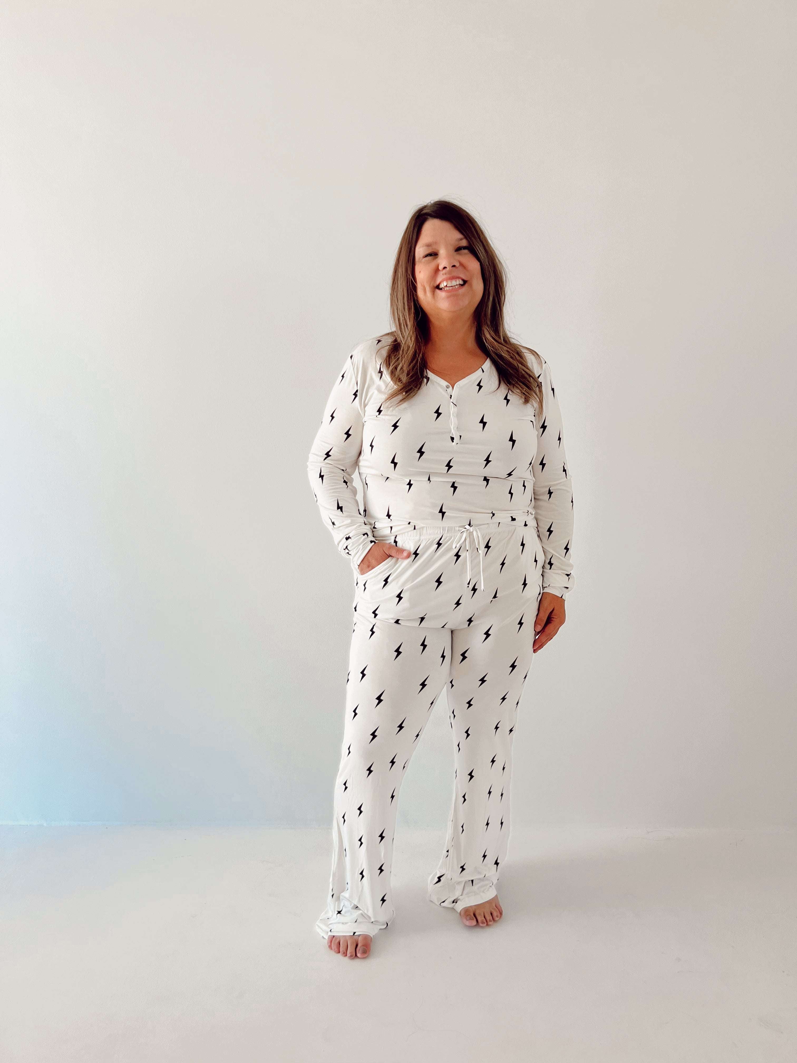 White & Black Lightning Bolt | Women's Bamboo Pajamas Milk & Baby