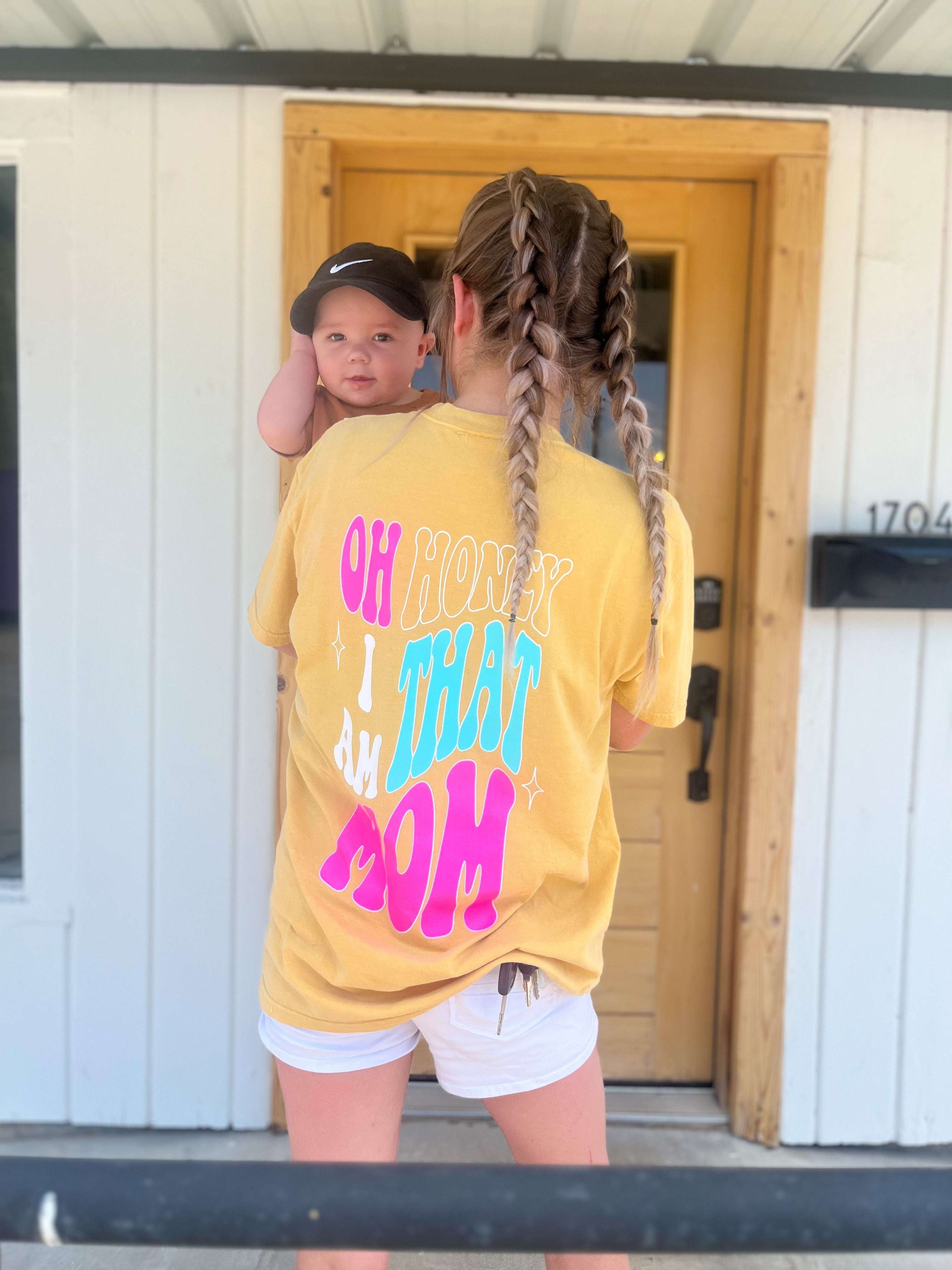 That Mom Graphic Tee Milk & Baby