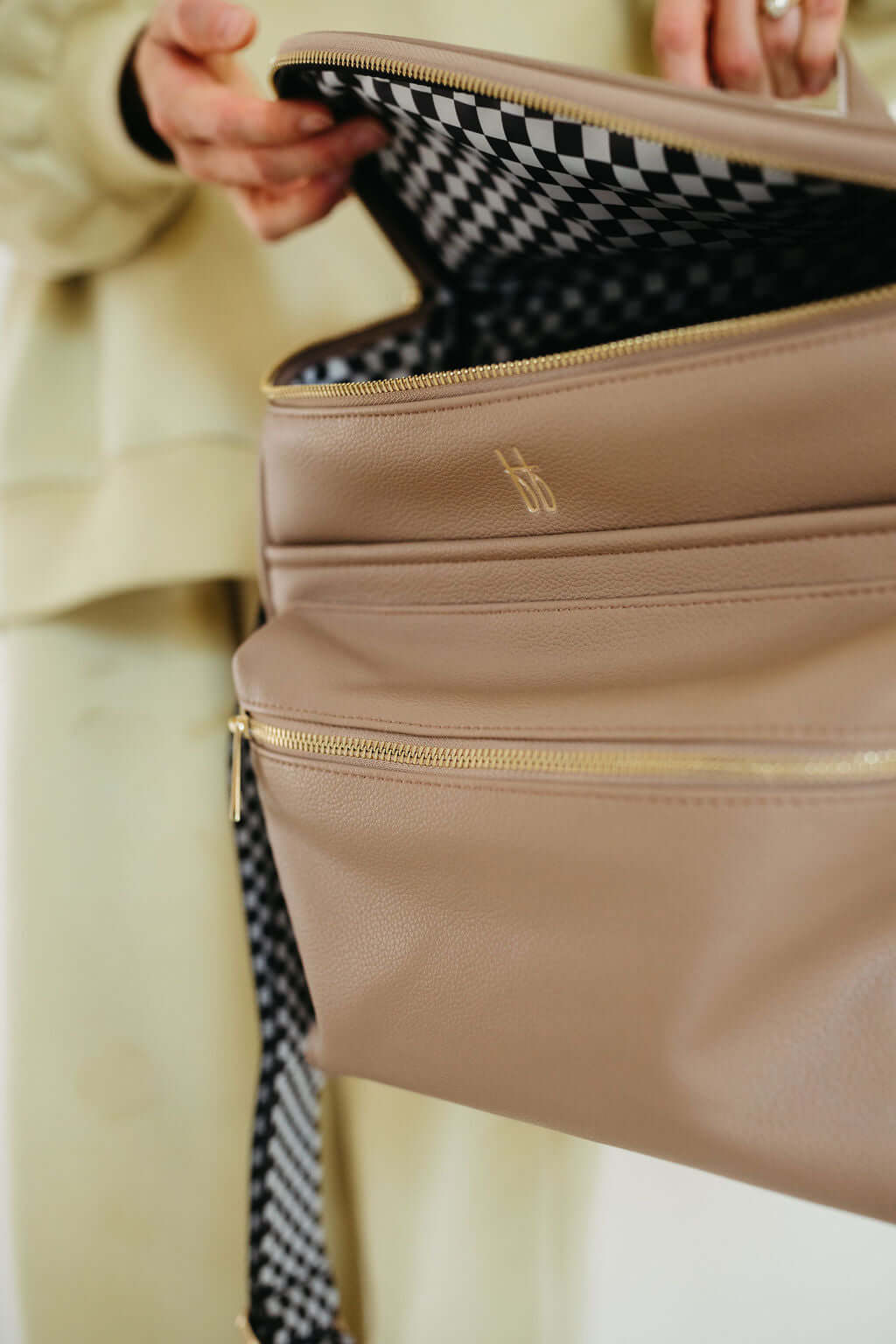 ff Diaper Bag | Taupe | Milk & Baby