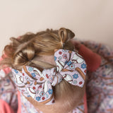 DIRT & DAISIES DREAM BOW