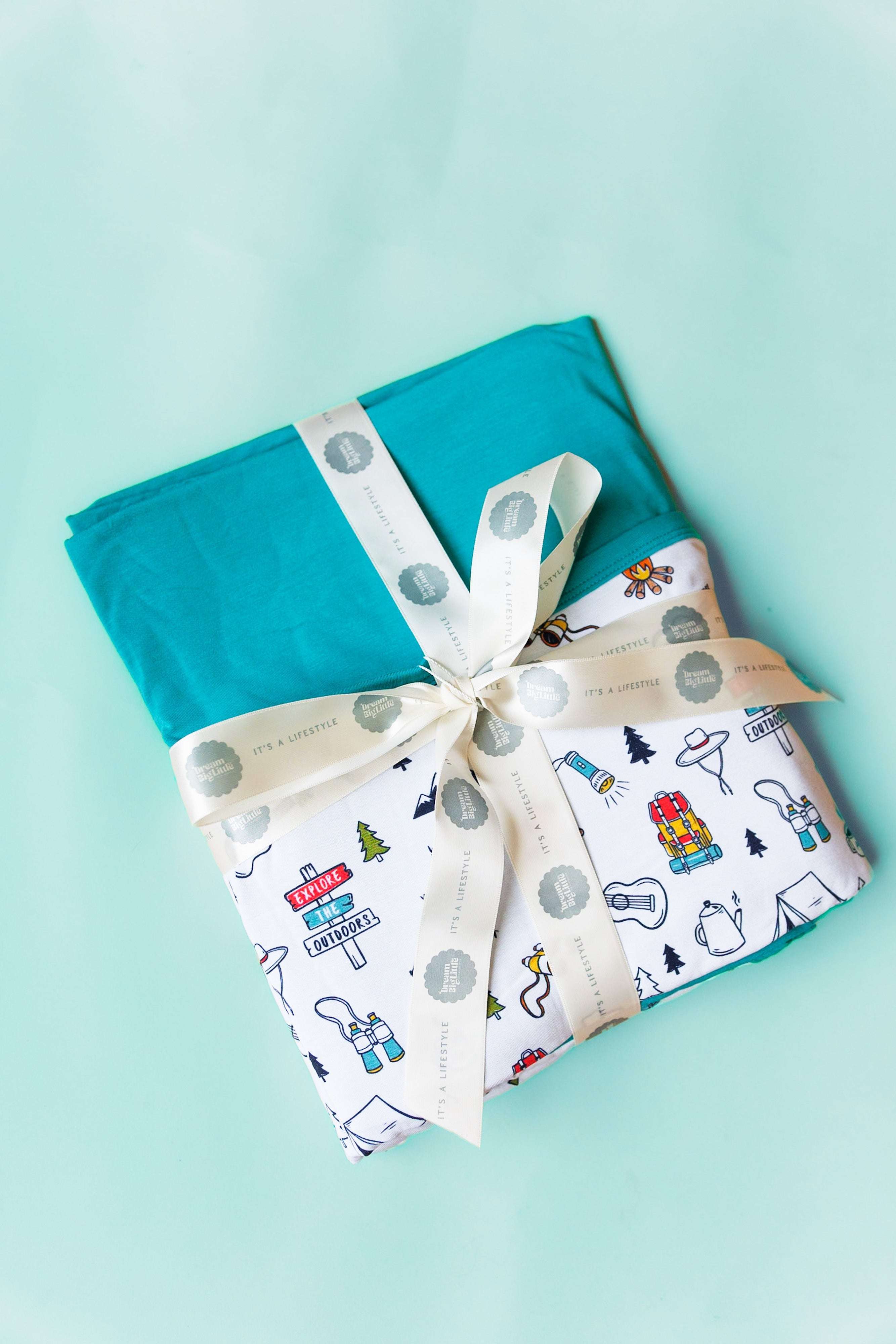 Explore the Outdoors Dream Blanket Milk & Baby