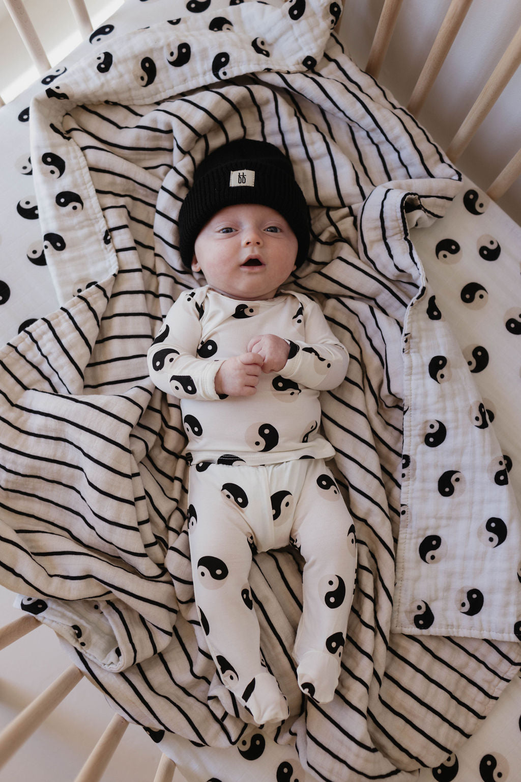 Black & White Yin Yang | Sleepy Time Set | Milk & Baby