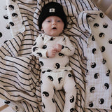 Black & White Yin Yang | Sleepy Time Set Milk & Baby