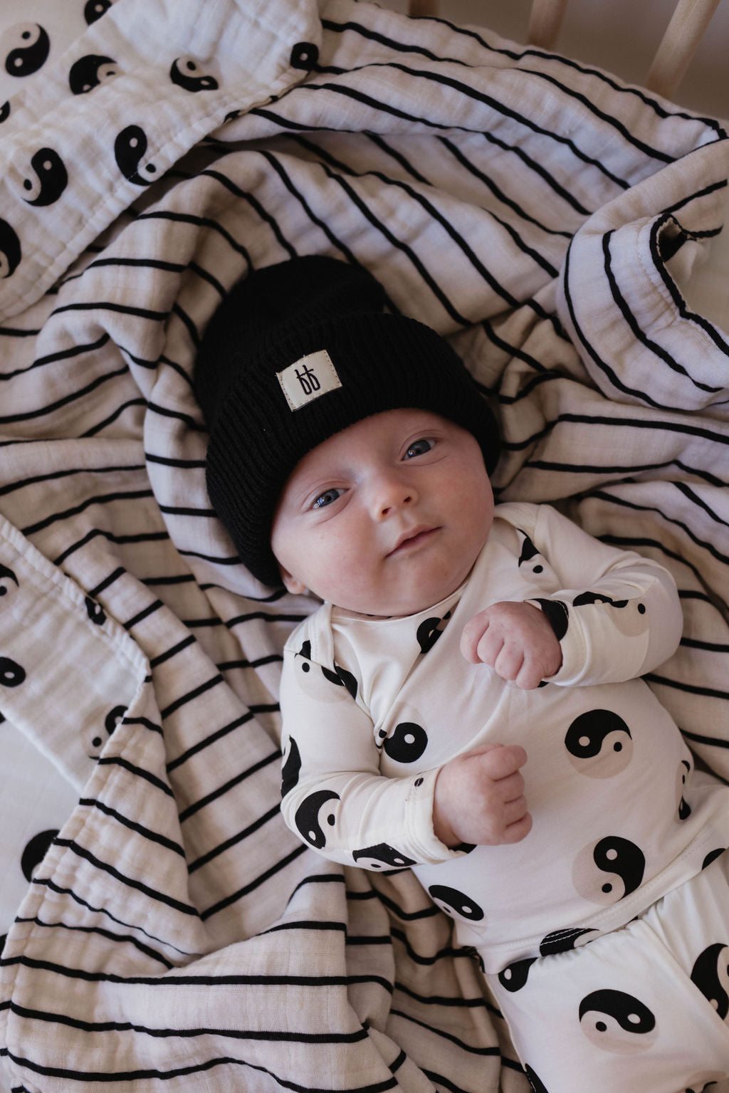 Black & White Yin Yang | Sleepy Time Set | Milk & Baby