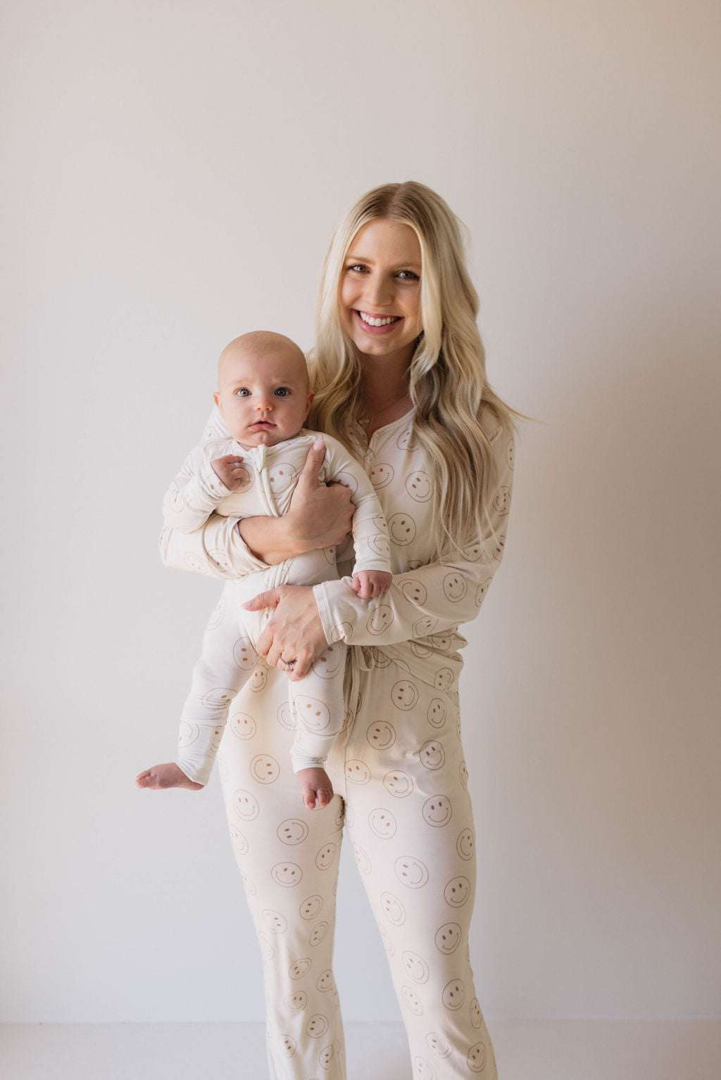 Just Smile | Bamboo Women's Pajamas Milk & Baby