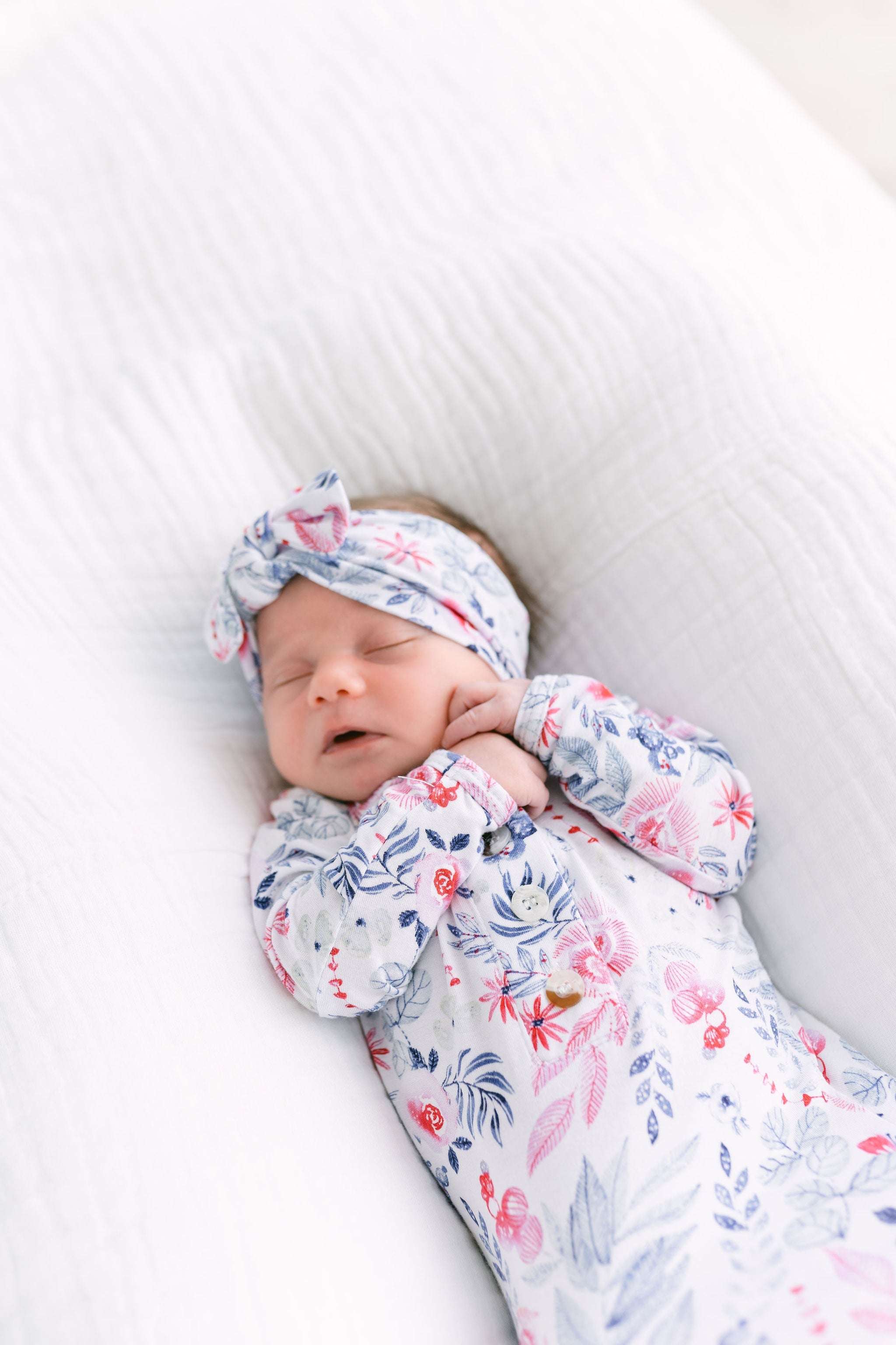 Stroller Society Knotted Baby Gown and Hat Set with Headband | Bloom Milk & Baby