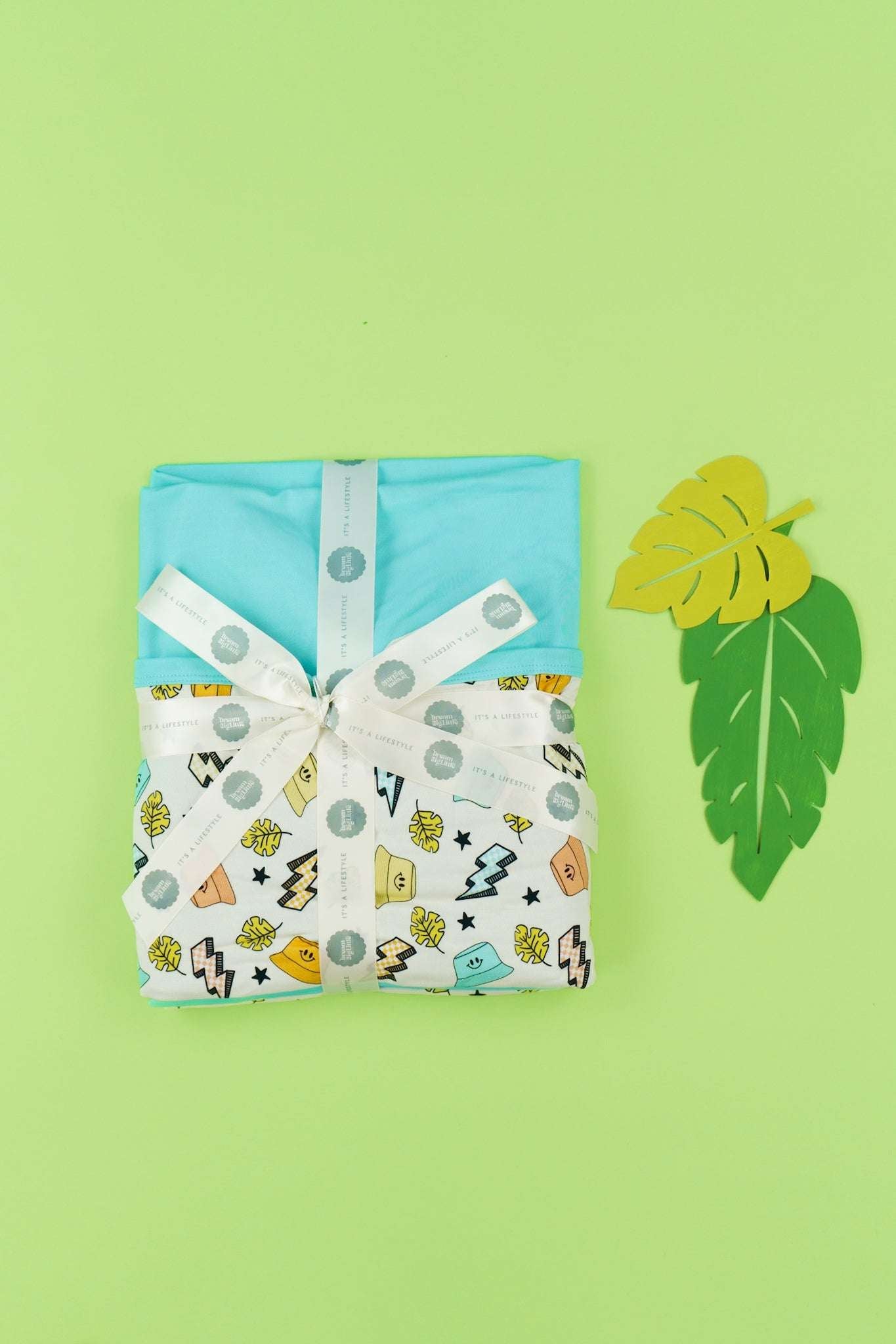 Bolting to the Beach Dream Blanket Milk & Baby