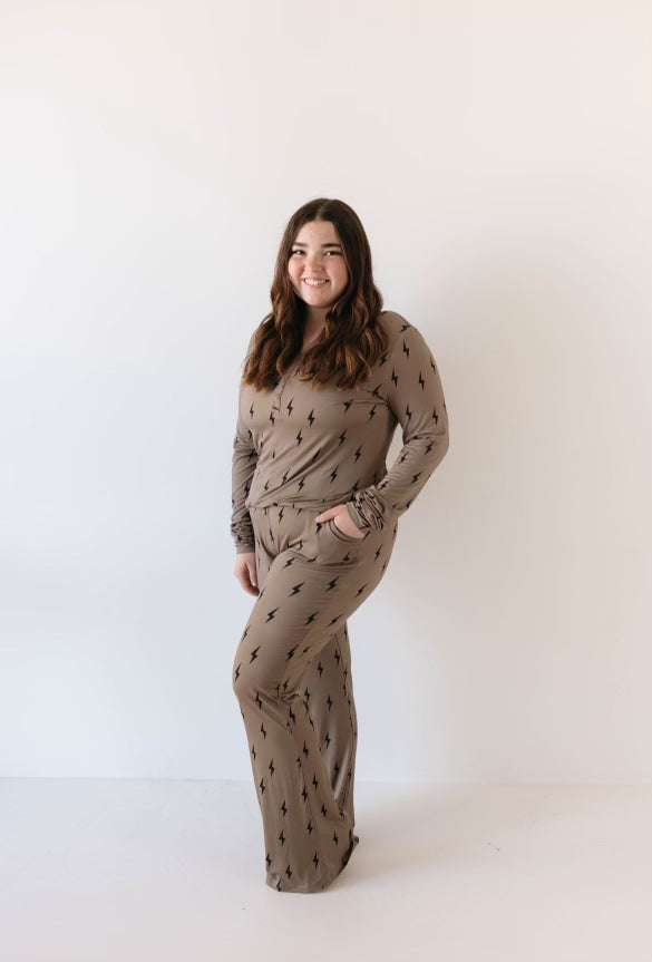 Brown & Black Lightning Bolt | Women's Bamboo Pajamas Milk & Baby