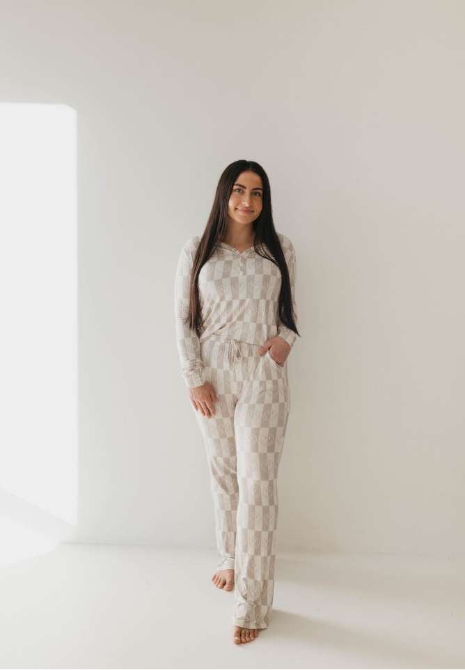 Smile Checkerboard | Women's Bamboo Pajamas Milk & Baby