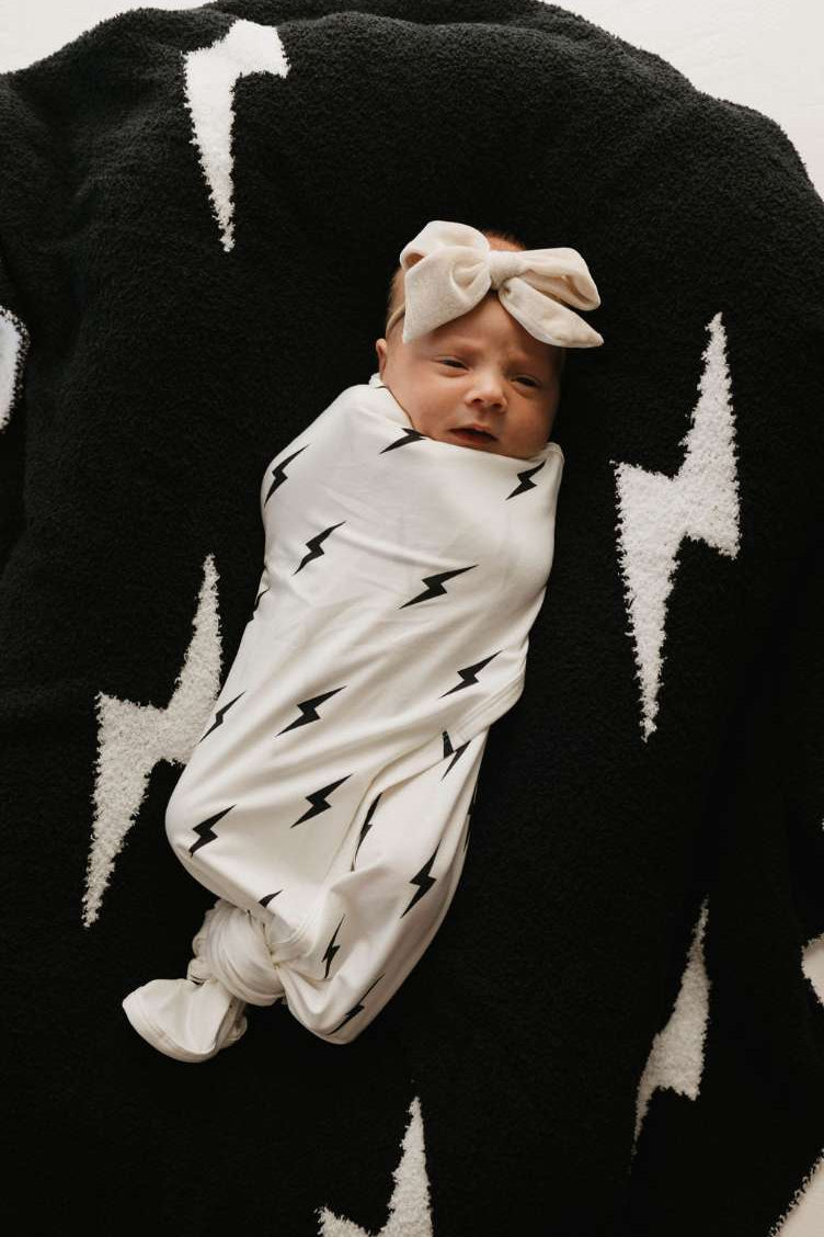 White & Black Lightning Bolt | Bamboo Swaddle Milk & Baby