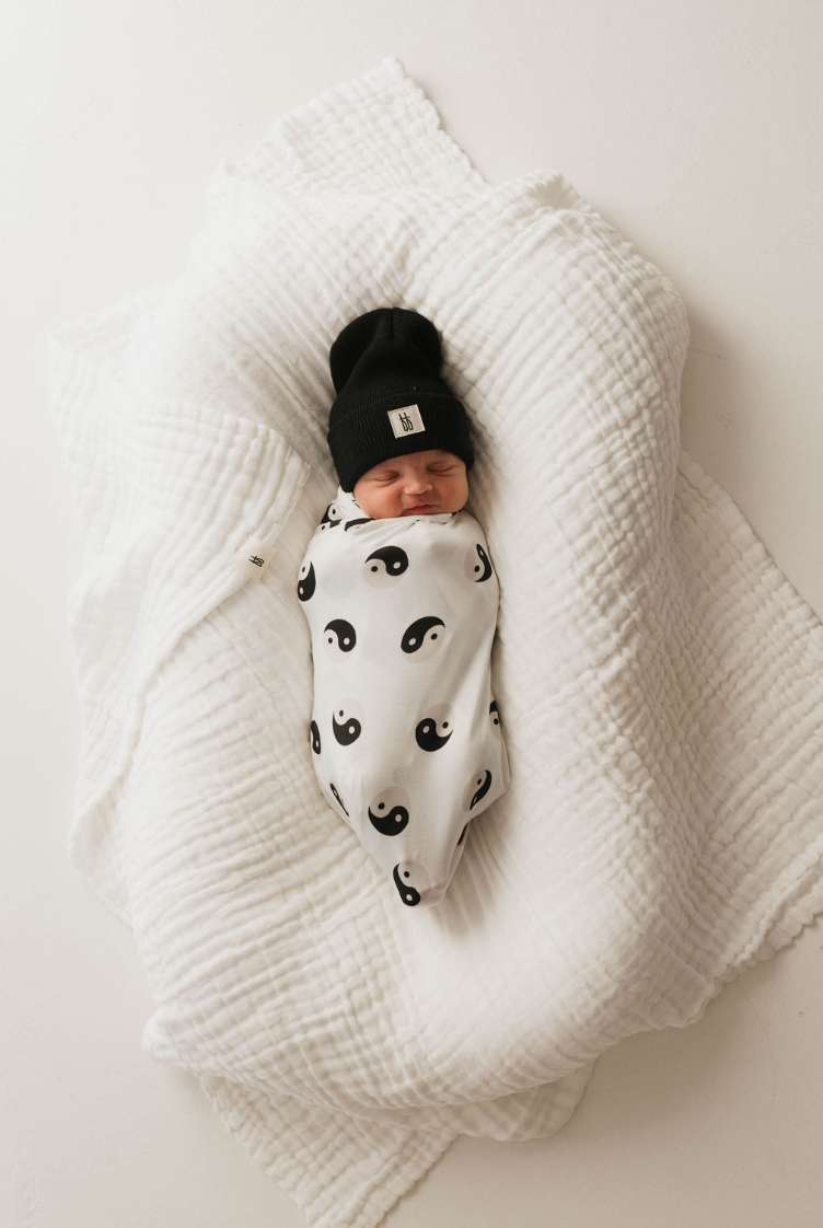 Bamboo Swaddle | Black & White Yin Yang | Milk & Baby