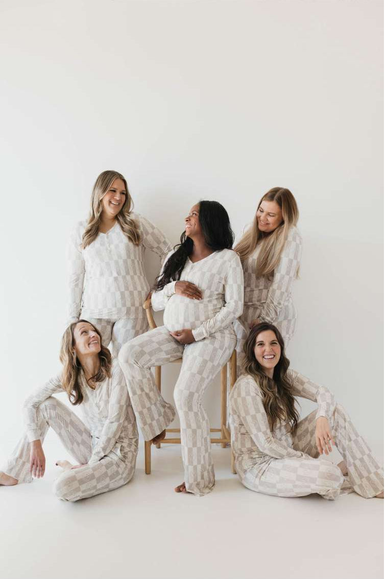 Smile Checkerboard | Women's Bamboo Pajamas Milk & Baby