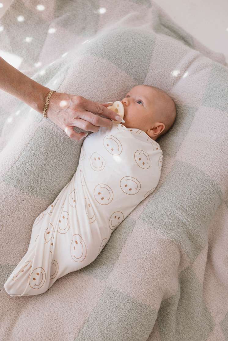 Just Smile | Bamboo Swaddle Milk & Baby