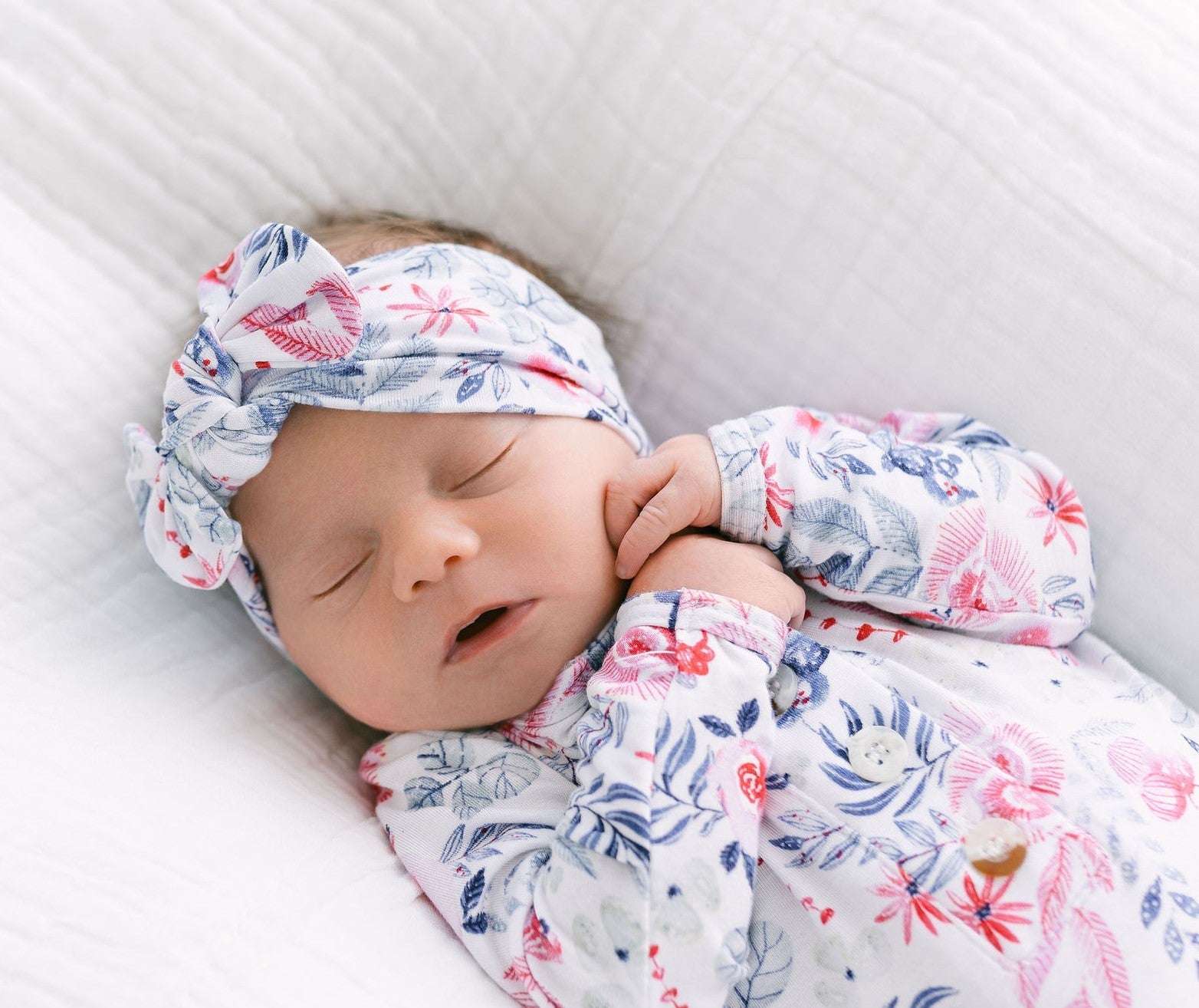 August Knotted Baby Gown and Hat Set with Headband | Bloom | Milk & Baby