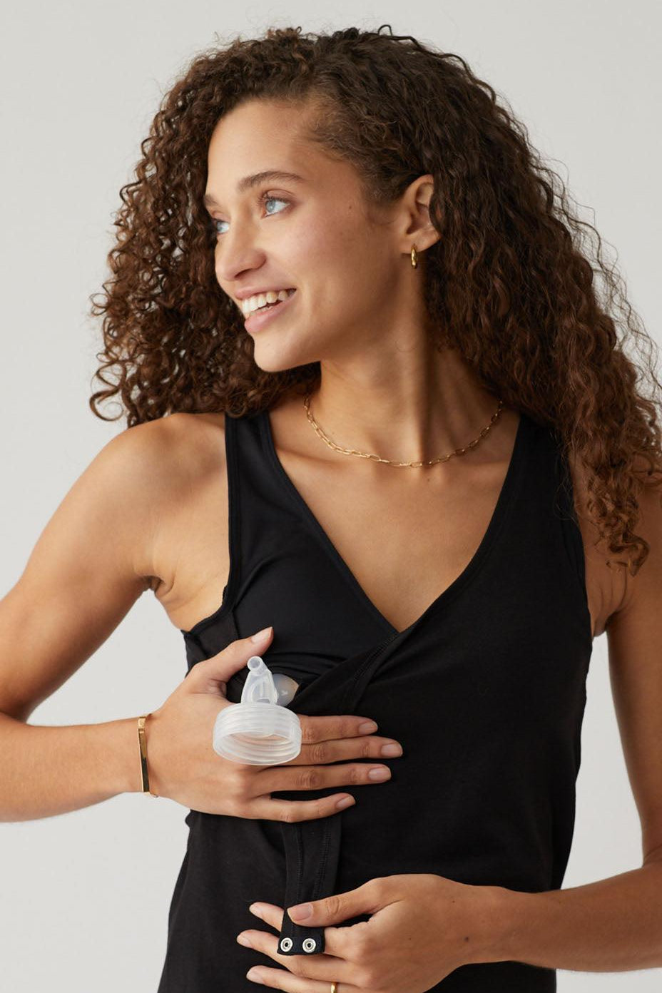 Back Snap Hands Free Nursing & Pumping Top in Onyx - Milk & Baby 