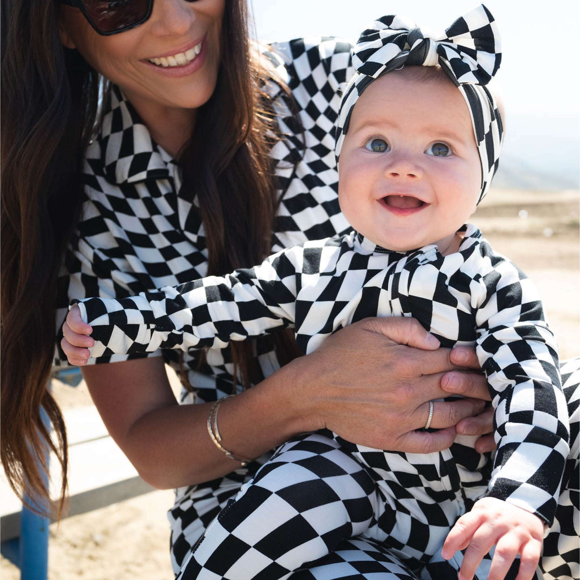 B&W Wavy Checker | Bamboo Zip Romper Milk & Baby