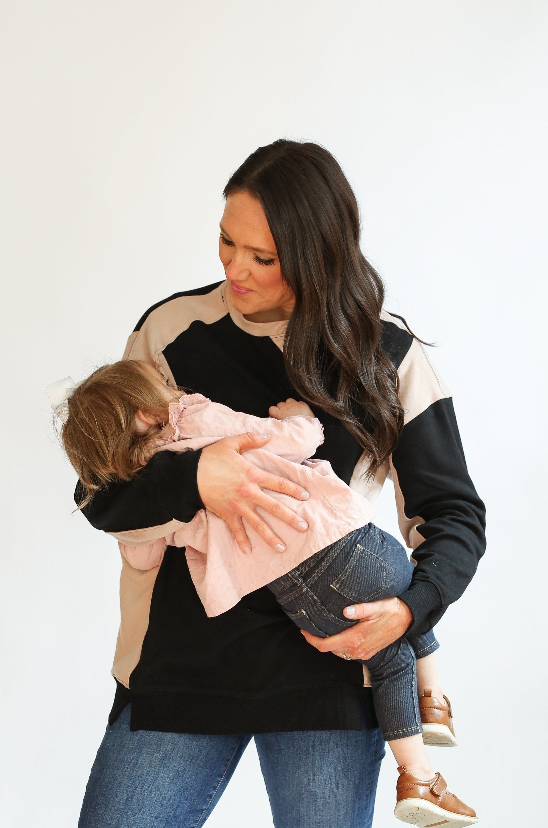 Color Block Nursing Lightweight Sweatshirt | Milk & Baby