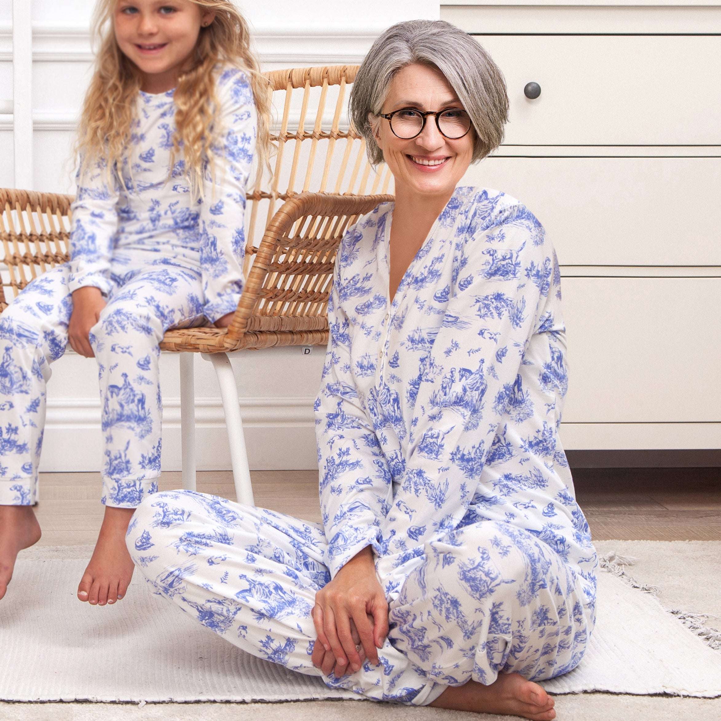 Toile de Jouy Bamboo Women's Pajama Set Milk & Baby